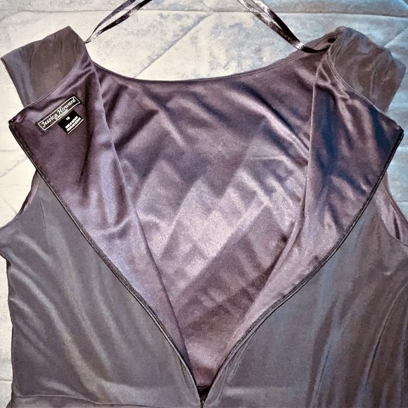 Jessica Howard Evenings Sleeveless Charcoal Dress with Embelishment Size 16 - Picture 3 of 13